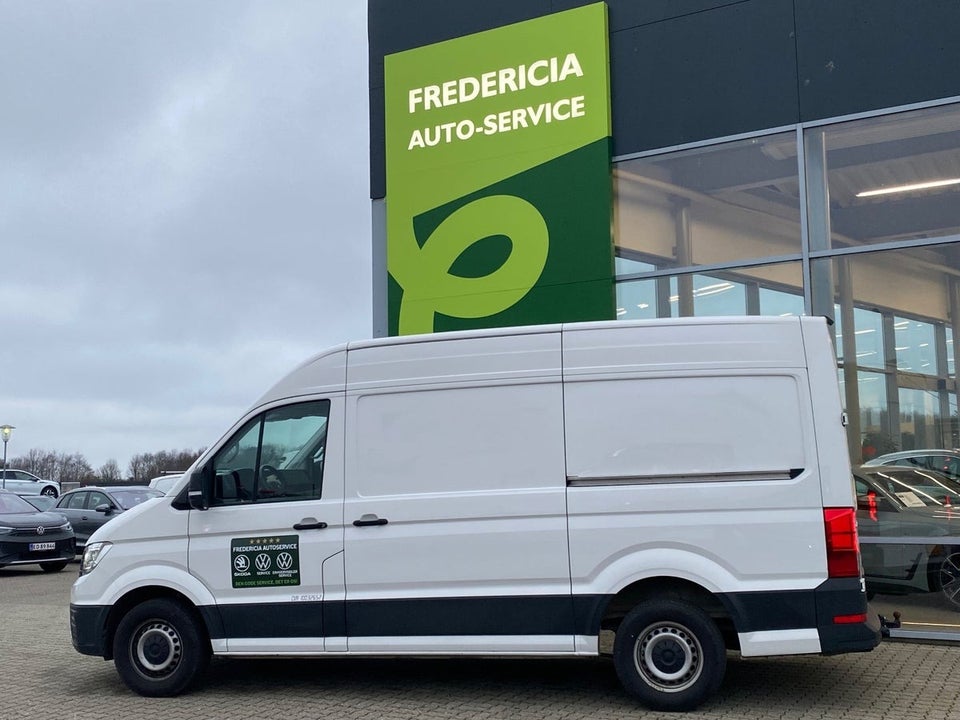 VW Crafter 35 2,0 TDi 177 Kassevogn L3H3 aut.