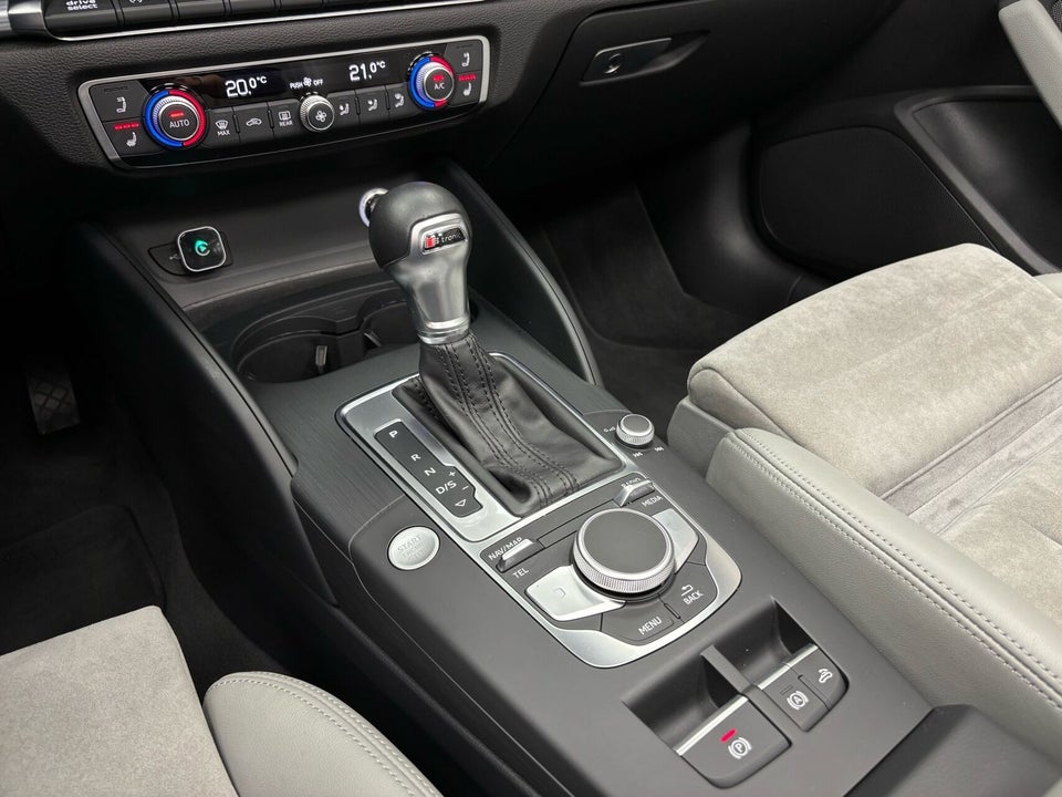 Audi A3 35 TFSi Sport Limited plus Cabriolet S-tr. 2d