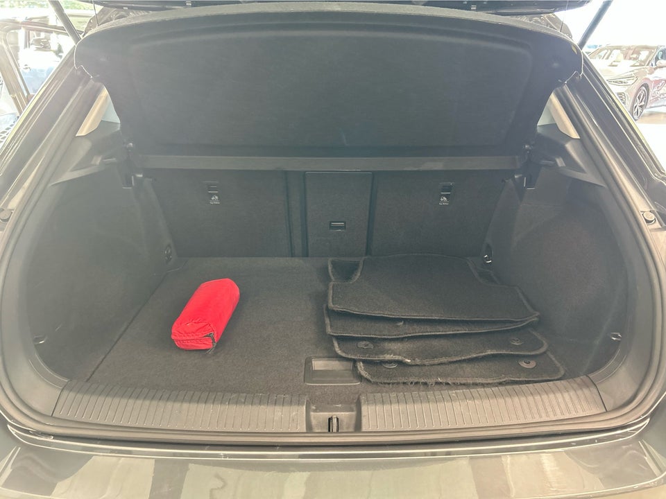 VW T-Roc 1,0 TSi 115 Style 5d