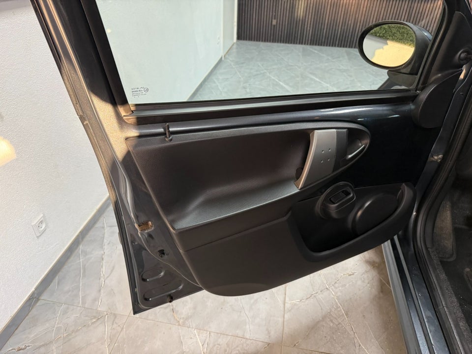 Peugeot 107 1,0 Comfort 5d