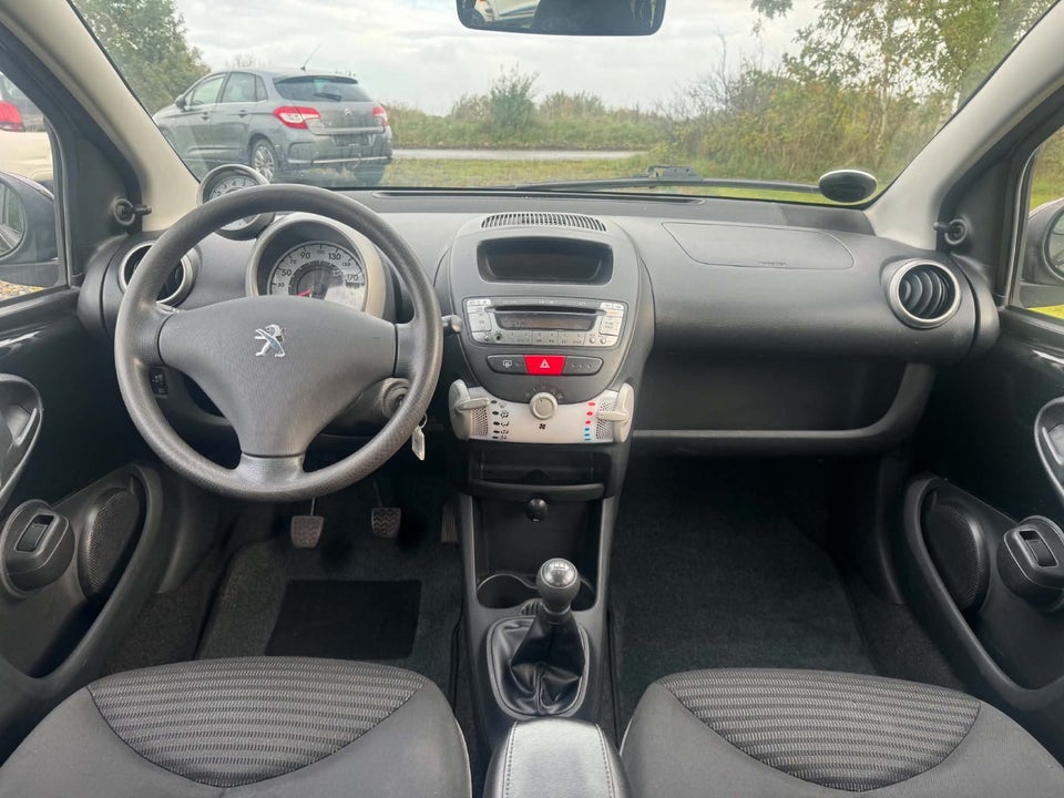 Peugeot 107 1,0 Active 5d