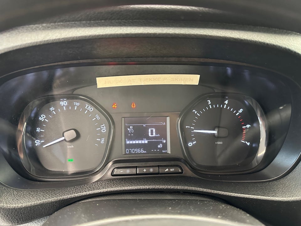 Toyota ProAce Verso 1,5 D 120 Long Combi 9prs 5d