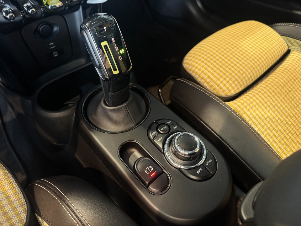 MINI Cooper SE Classic 3d