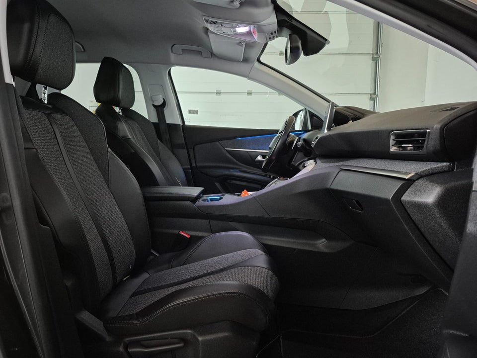 Peugeot 3008 1,2 PureTech 130 Allure EAT8 5d