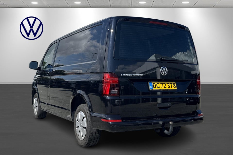 VW Transporter 2,0 TDi 150 Kassevogn DSG kort