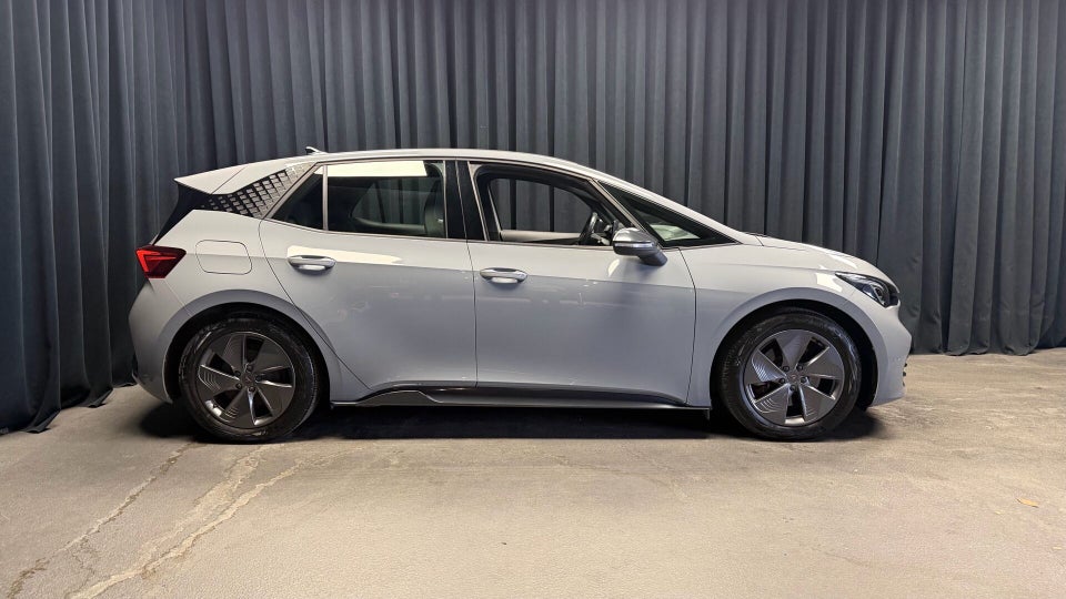Cupra Born 58  5d