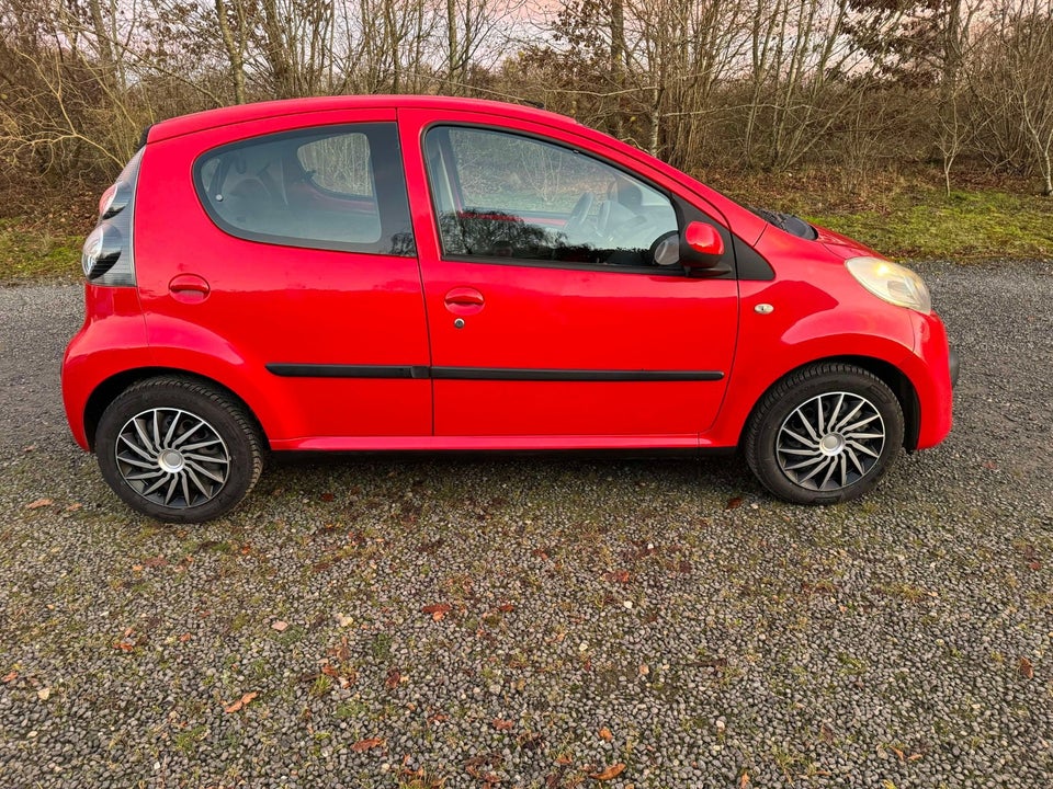 Citroën C1 1,0i  5d