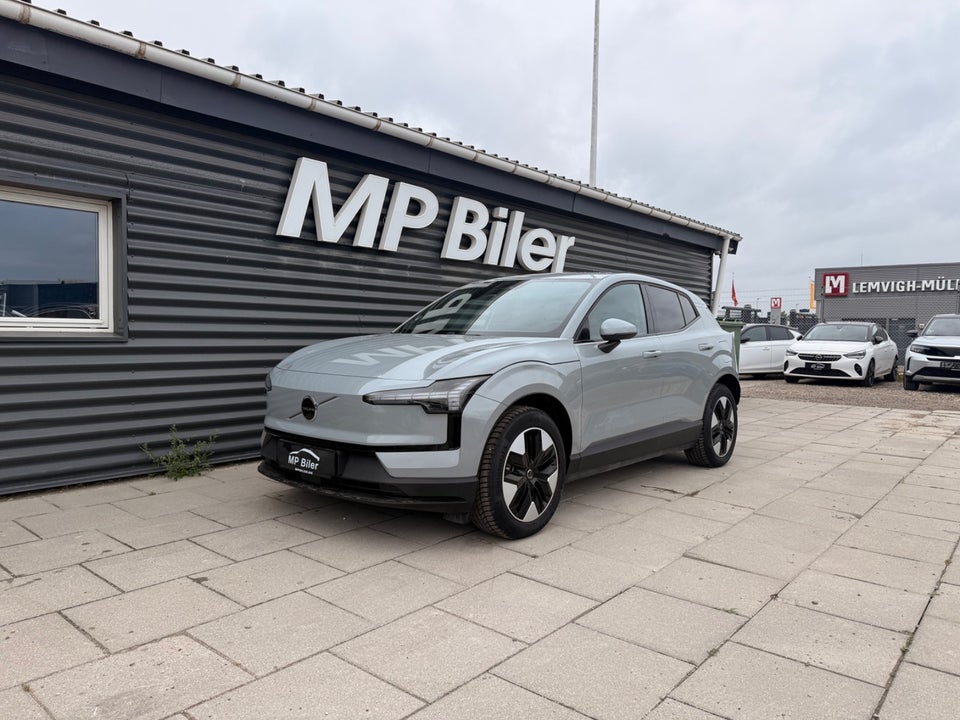 Volvo EX30 Standard Range Plus 5d