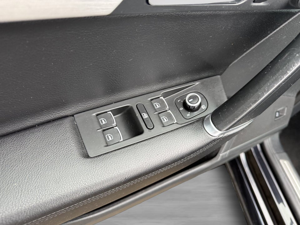 VW Passat 1,8 TSi 160 Highline DSG 4d