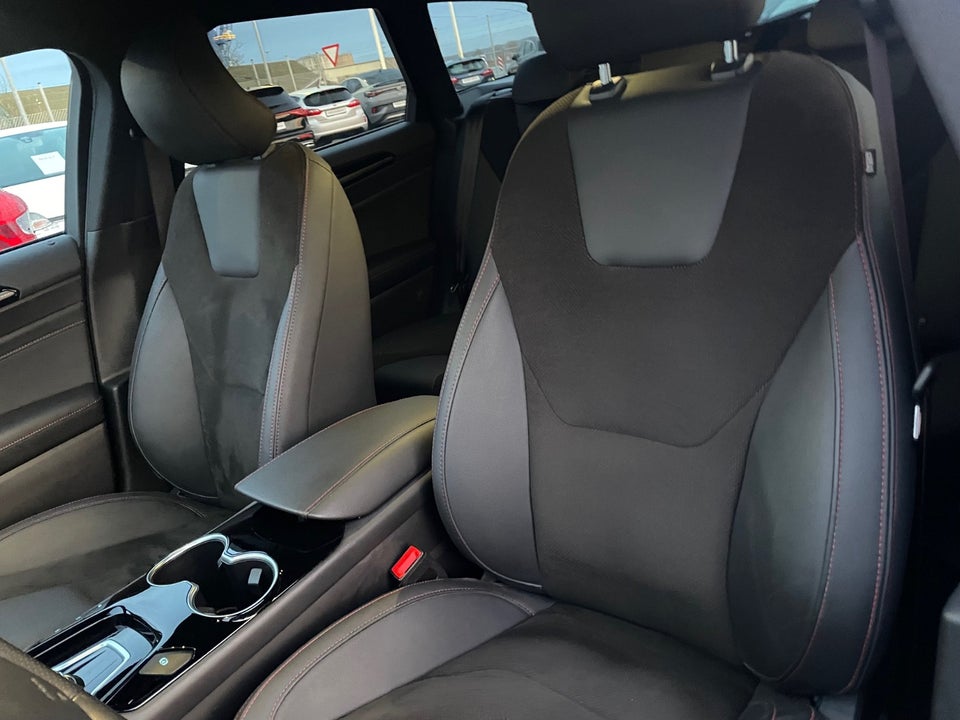 Ford Mondeo 2,0 EcoBlue ST-Line stc. aut. 5d