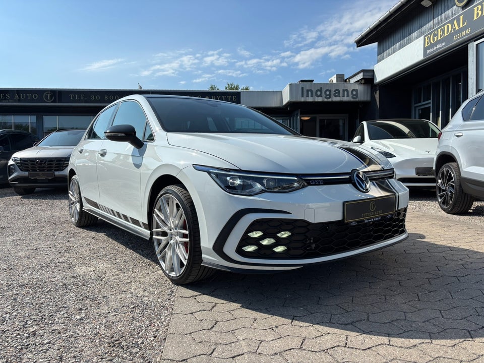 VW Golf VIII 1,4 GTE DSG 5d