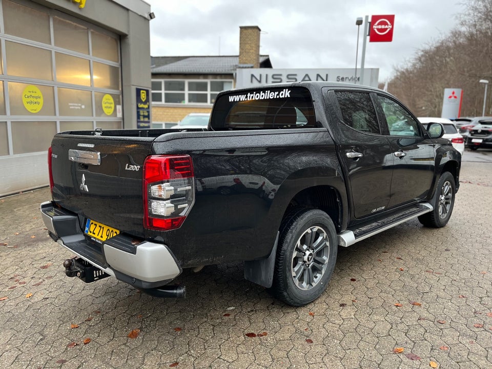 Mitsubishi L200 2,2 DI-D Instyle Db.Kab aut. 4d