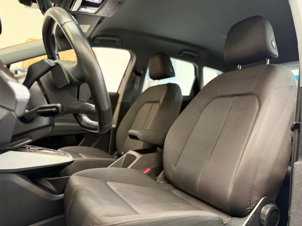 Audi Q4 e-tron 35 Advanced 5d