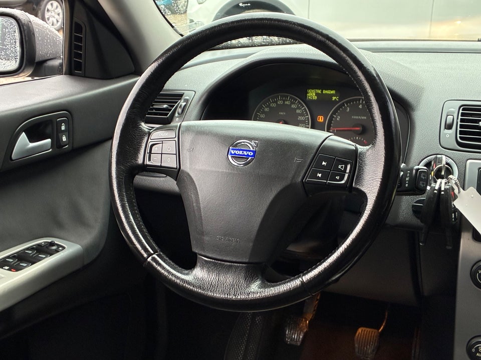 Volvo V50 1,8  5d