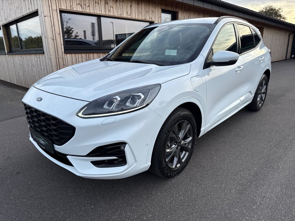 Ford Kuga 2,5 HEV ST-Line X CVT 5d
