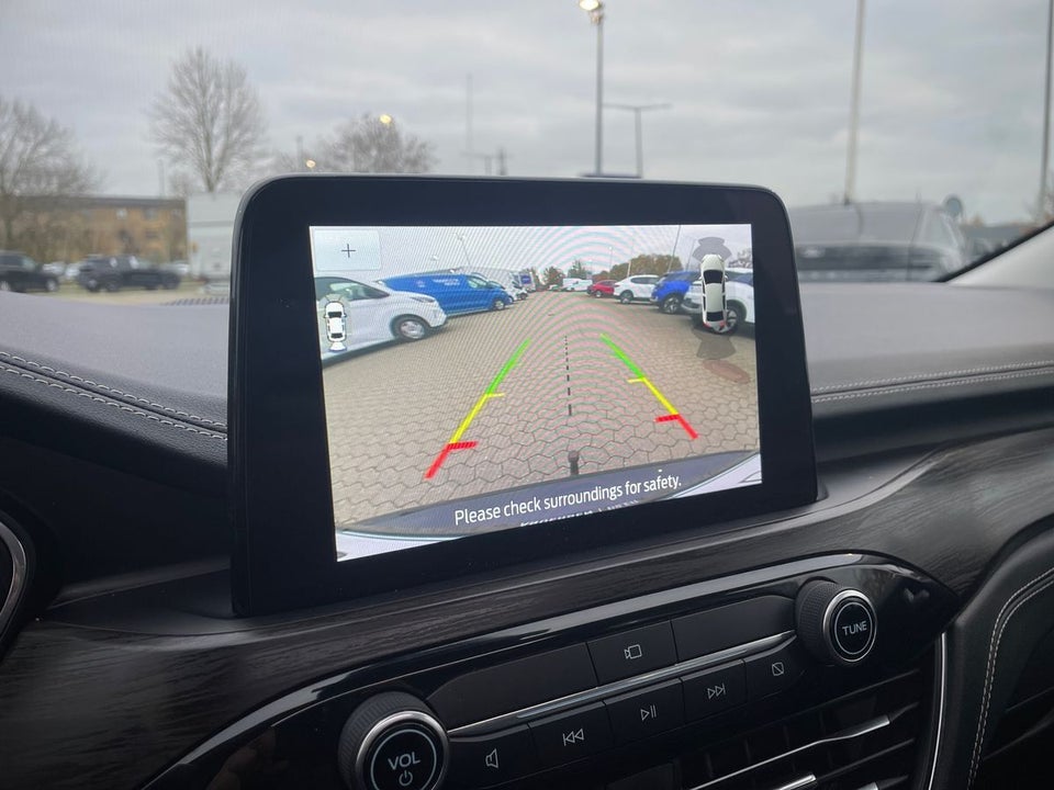 Ford Kuga 2,5 PHEV Vignale CVT 5d