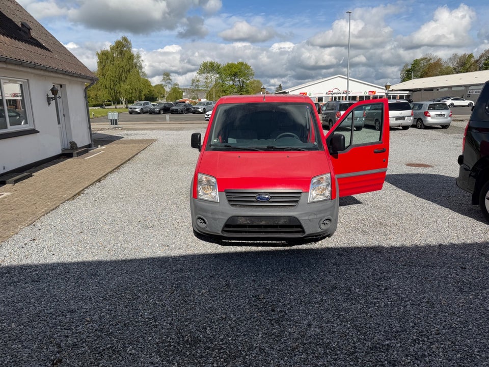 Ford Transit Connect 1,8 TDCi 75 200S 4d