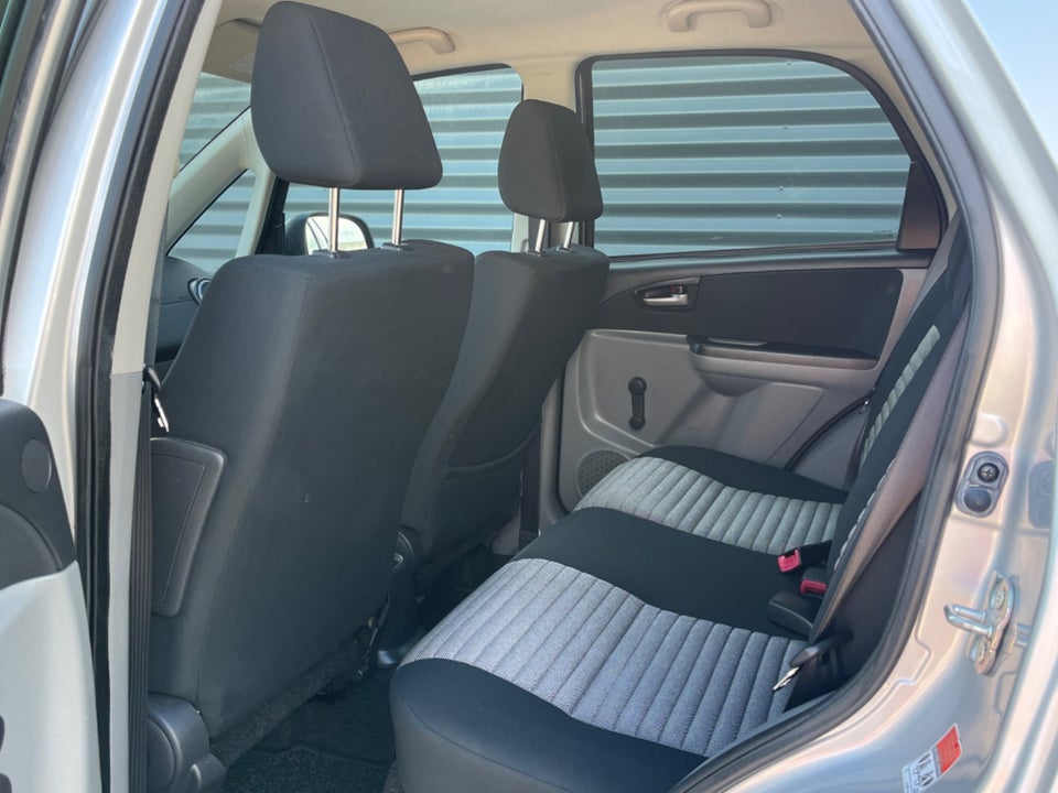 Suzuki SX4 1,6 GLS 5d