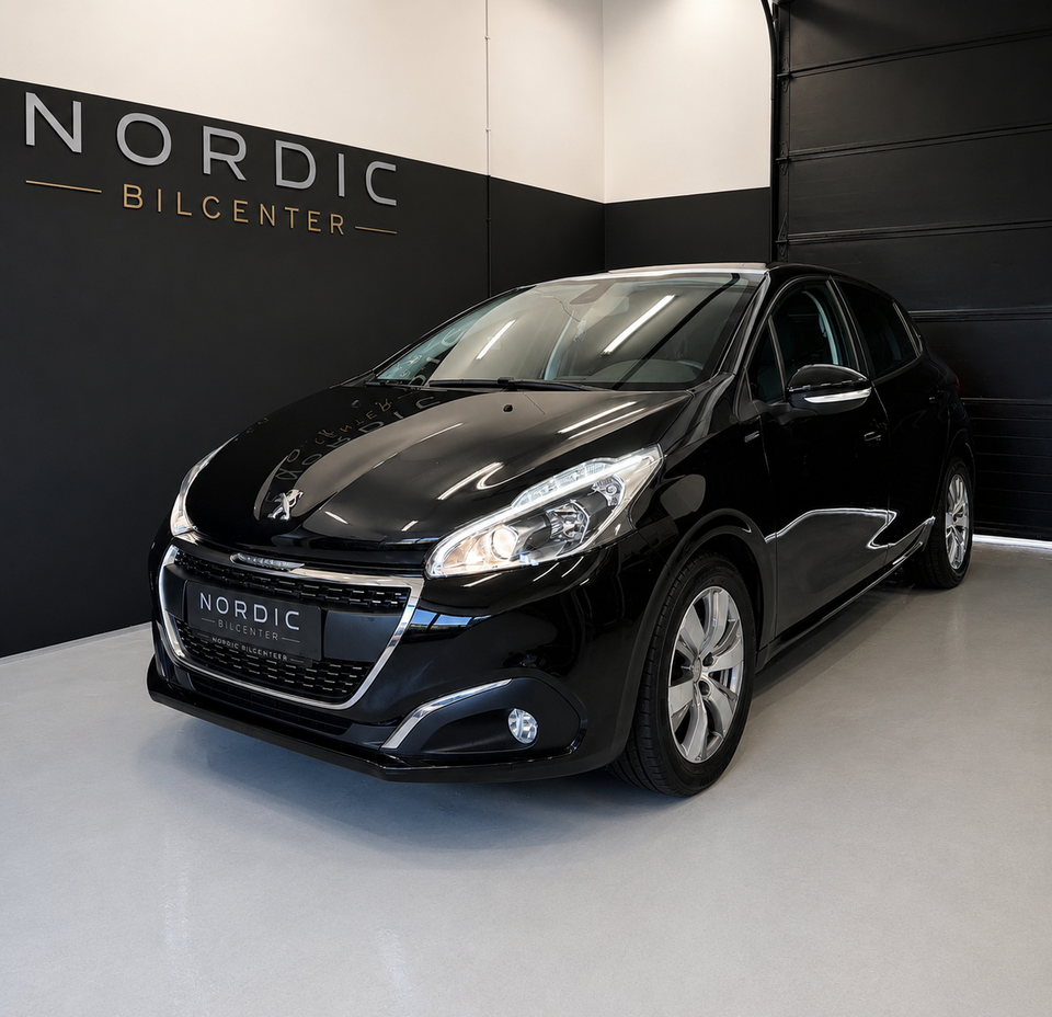 Peugeot 208 1,2 PureTech 110 Signature Sky 5d
