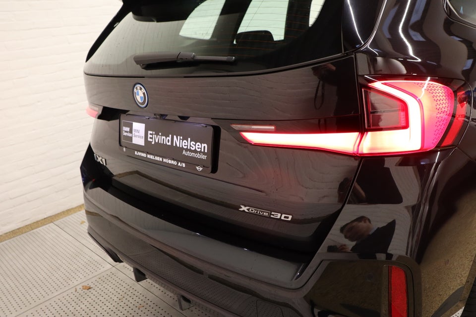 BMW iX1 xDrive30 M-Sport Premium 5d