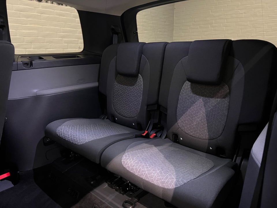 VW ID.Buzz 86 Pro 7prs LWB 5d