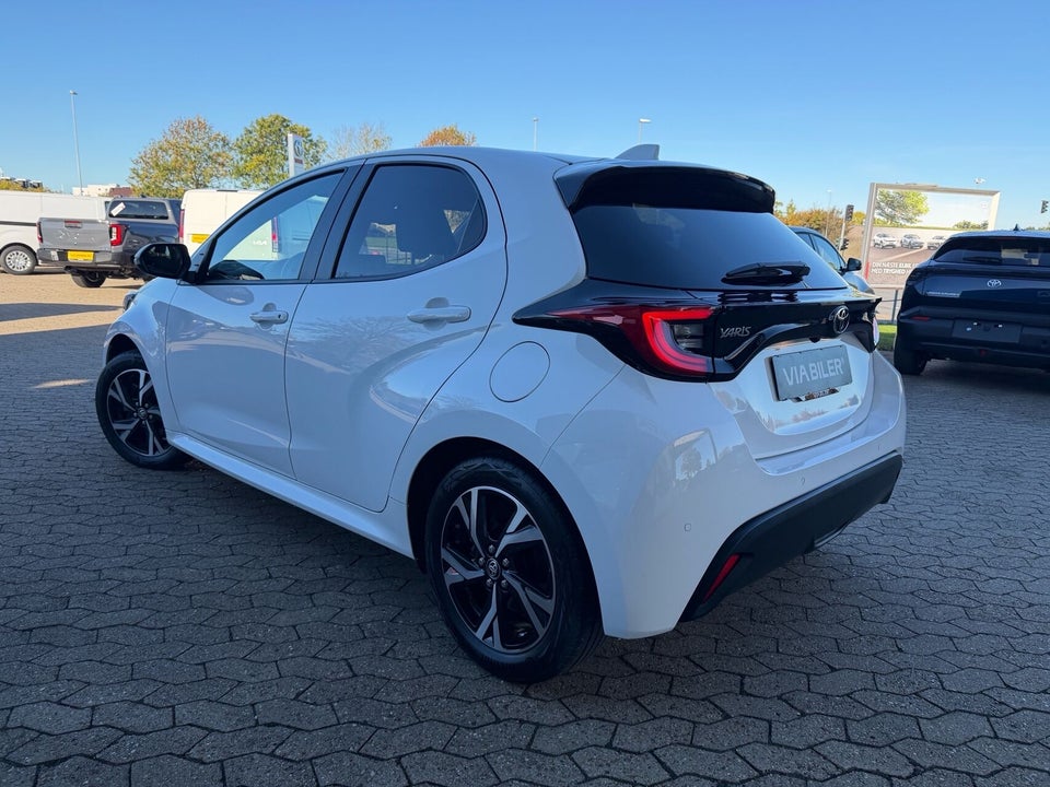 Toyota Yaris 1,5 Hybrid Style Comfort e-CVT 5d