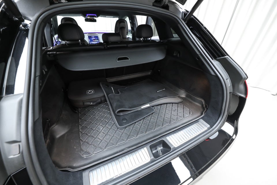 Mercedes EQE350 SUV AMG Advance Plus 4Matic 5d