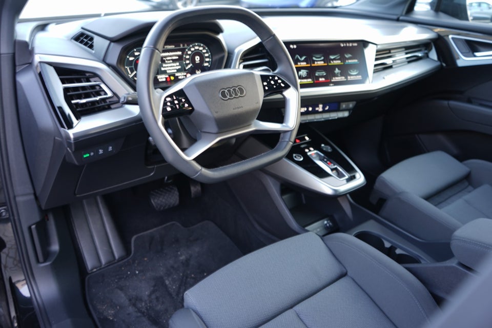 Audi Q4 e-tron 45 Advanced 5d