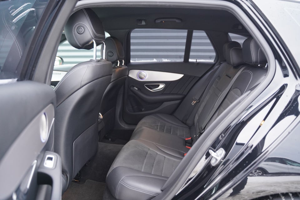 Mercedes C300 d 2,0 AMG Line stc. aut. 5d