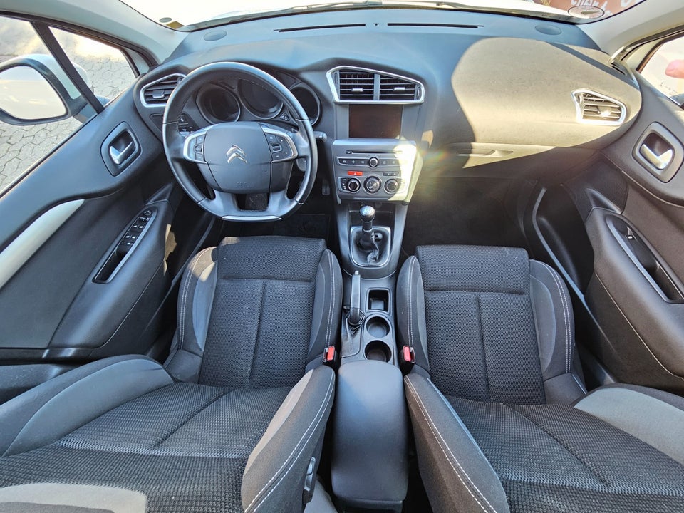 Citroën C4 1,6 BlueHDi 100 Millesime 5d