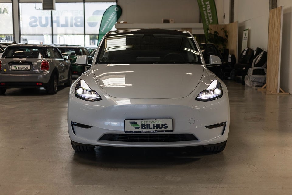 Tesla Model Y Long Range AWD 5d