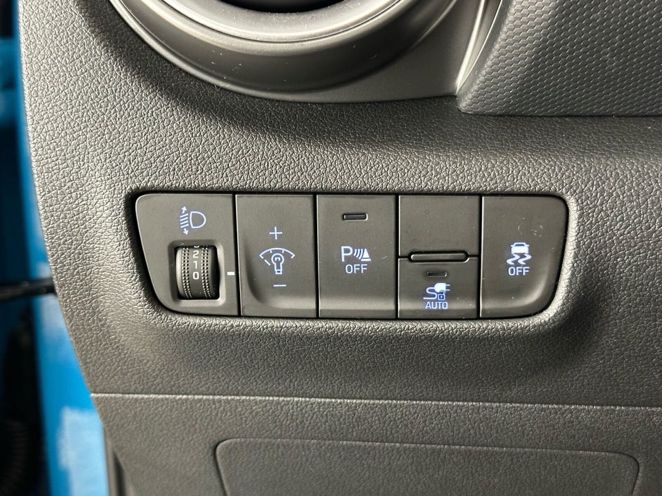 Hyundai Kona 64 EV Essential 5d
