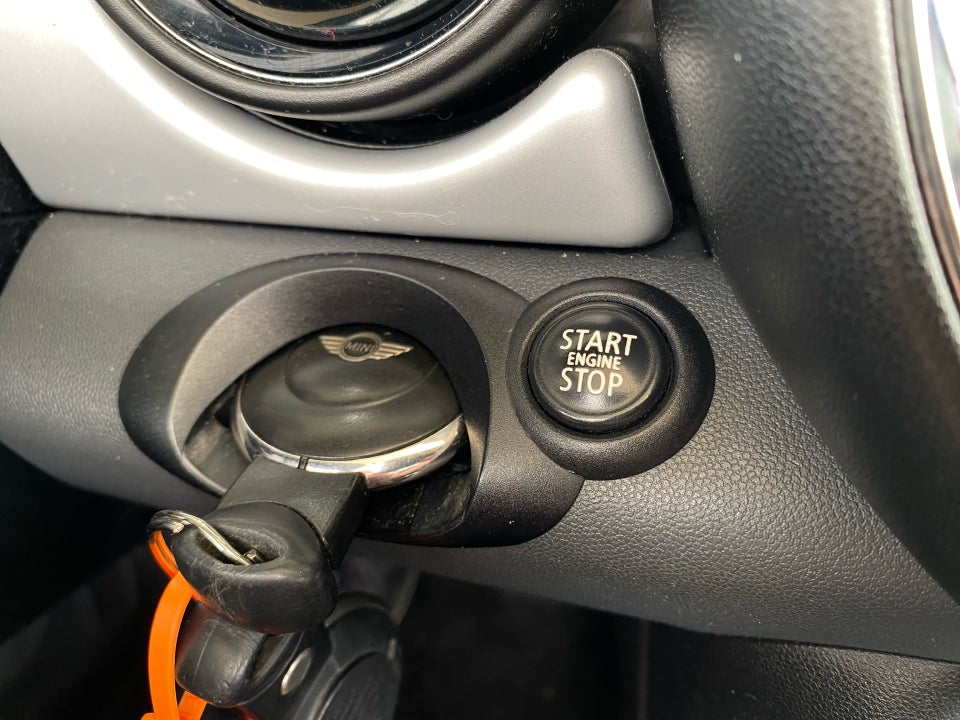 MINI Cooper 1,6 Cabriolet 2d