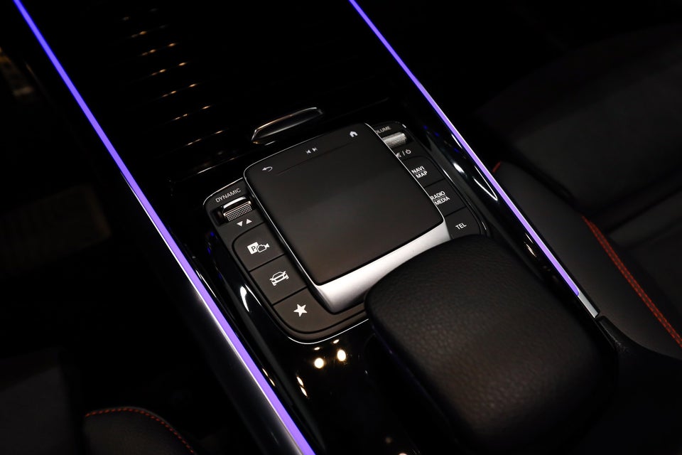 Mercedes B250 e 1,3 AMG Line aut. 5d