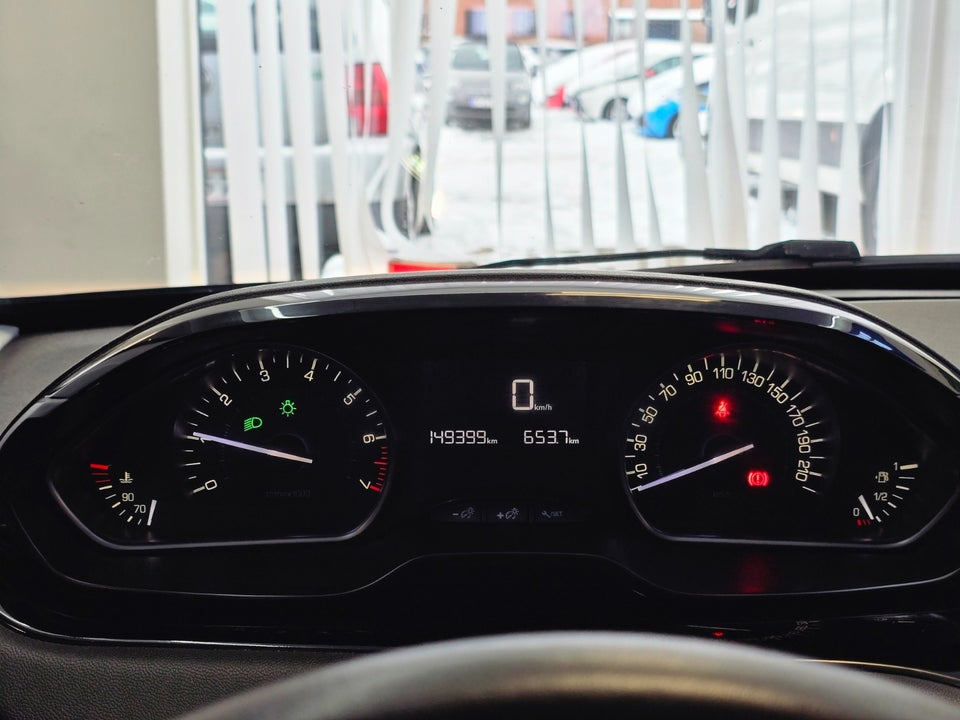 Peugeot 208 1,2 PureTech 82 Emotion+ 5d