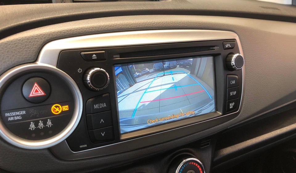 Toyota Yaris 1,3 VVT-i T2 Touch MDS 5d