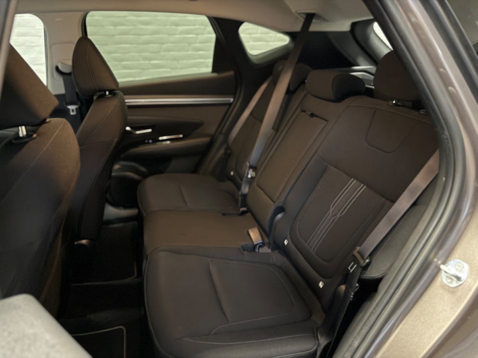 Hyundai Tucson 1,6 PHEV Essential aut. 4WD 5d