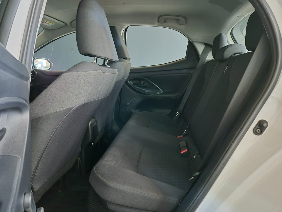 Toyota Yaris 1,5 Hybrid H3 e-CVT 5d