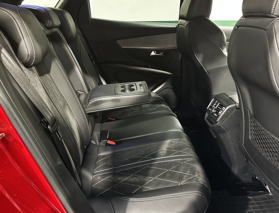 Peugeot 3008 2,0 BlueHDi 180 GT EAT6 5d