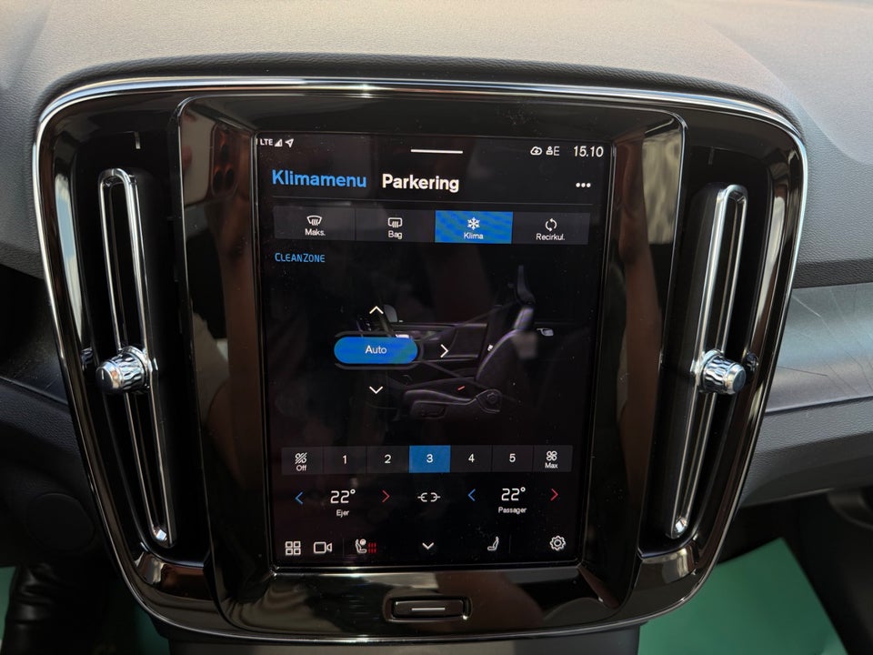 Volvo EC40 Twin Performance Ultra 5d