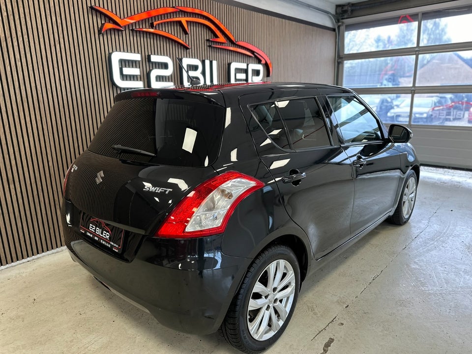 Suzuki Swift 1,2 Dualjet Exclusive 5d