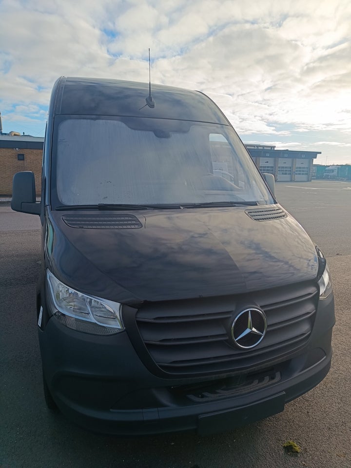 Mercedes Sprinter 215 2,0 CDi A2 Kassevogn aut. FWD