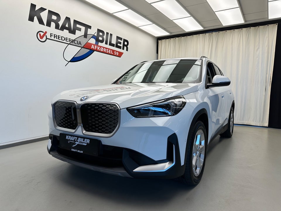 BMW iX1 eDrive20 5d
