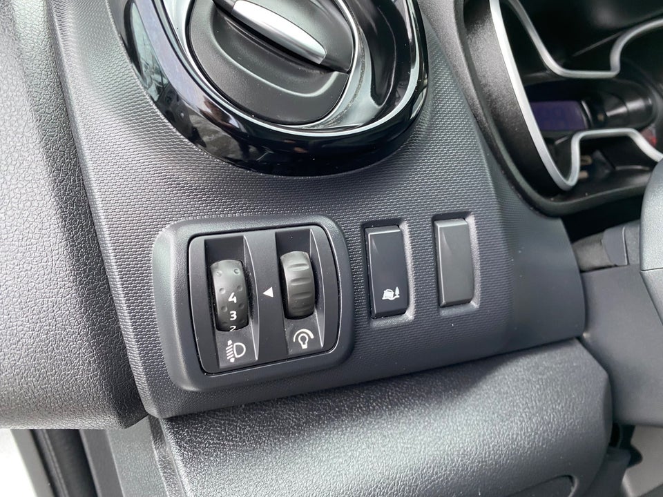 Renault Trafic T29 2,0 dCi 120 L2H1