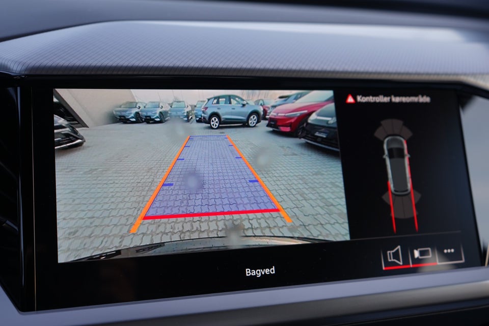 Audi Q4 e-tron 45 Advanced 5d