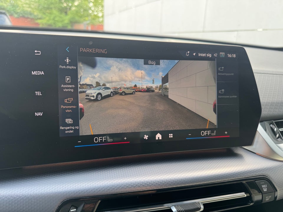 BMW iX2 eDrive20 Fully Charged M-Sport 5d