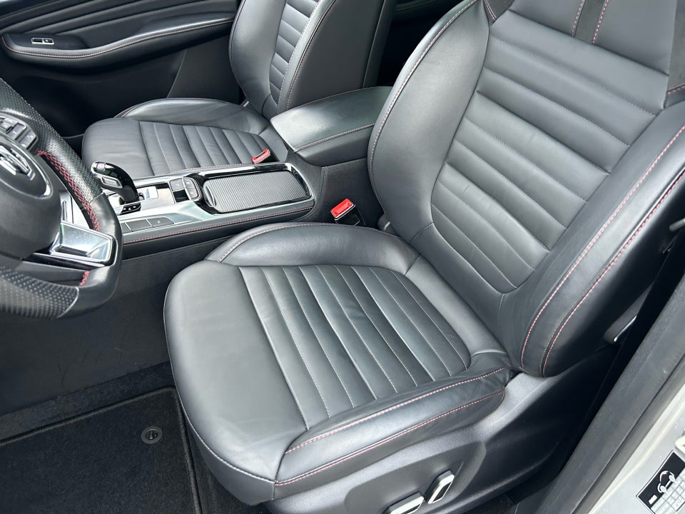 MG EHS 1,5 PHEV Luxury 5d