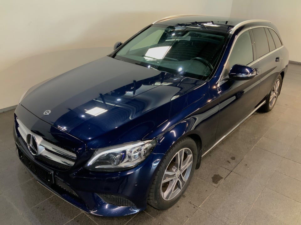 Mercedes C220 d 2,0 Avantgarde stc. aut. 5d