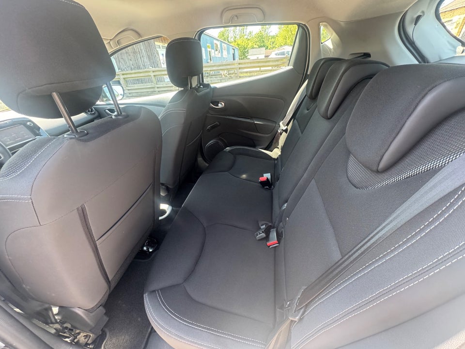 Renault Clio IV 0,9 TCe 90 Expression 5d