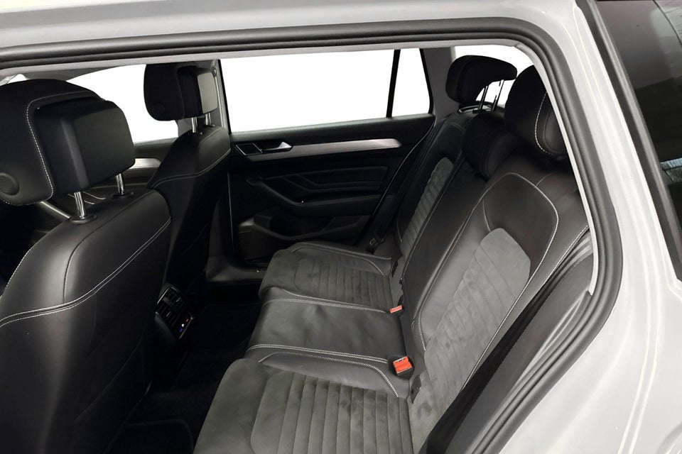 VW Passat 1,5 TSi 150 Elegance High DSG 4d